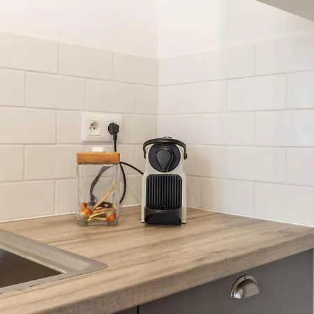 Apartamento Le Seventy's, T3 Vintage Avec Jardin Lons